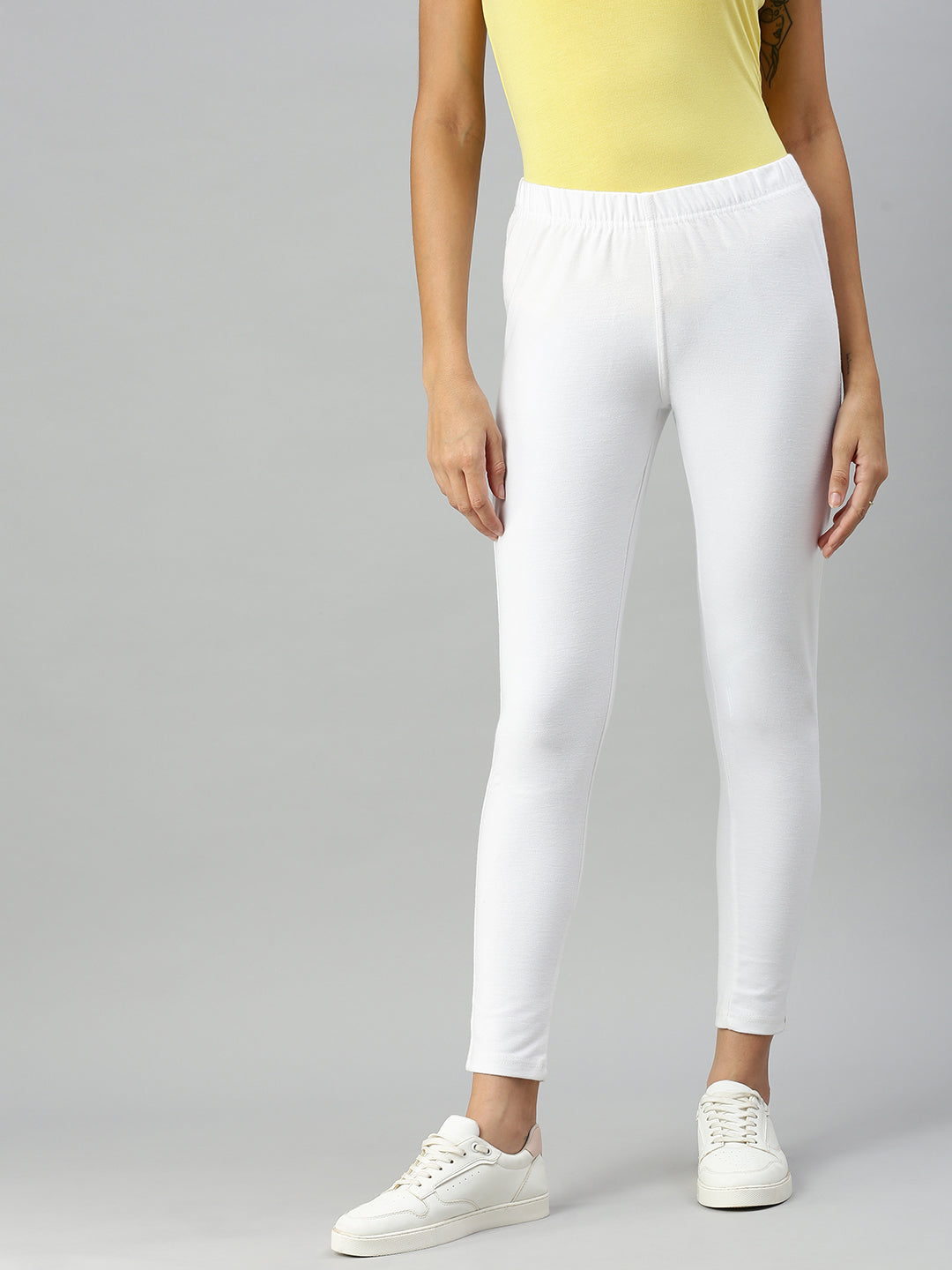 Buy PREEGO Women Royal Blue & White Solid jeggings Online at Best