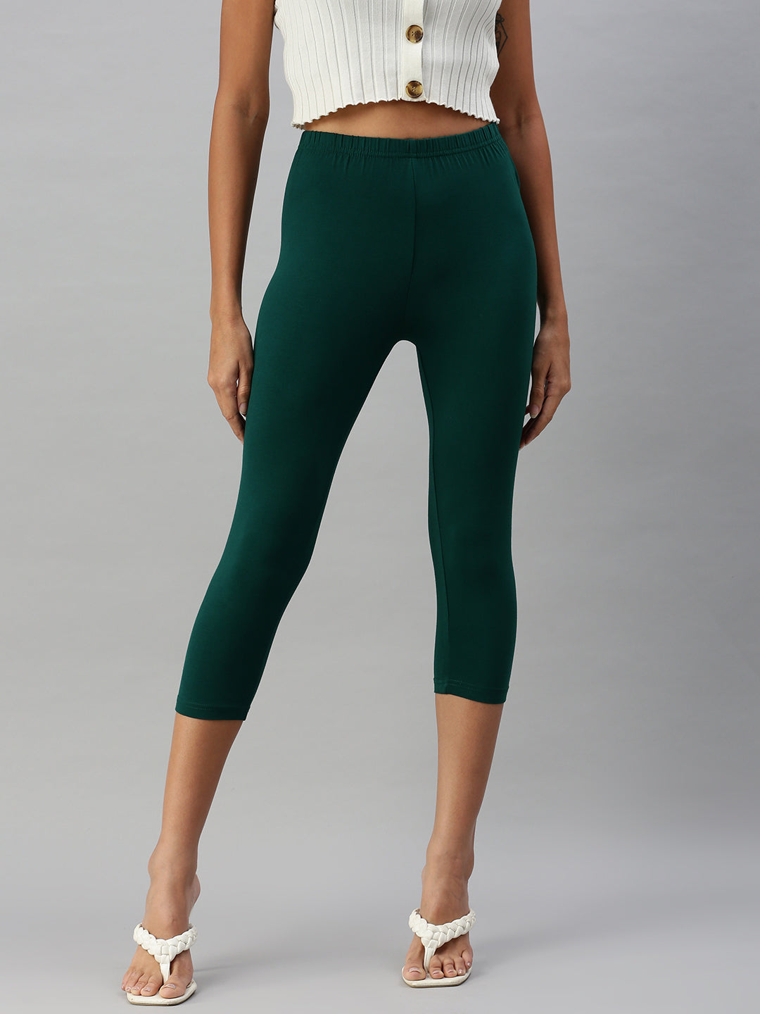 Shop Prisma's Bottle Green Capri Leggings for Comfortable and Stylish  Workout Wear