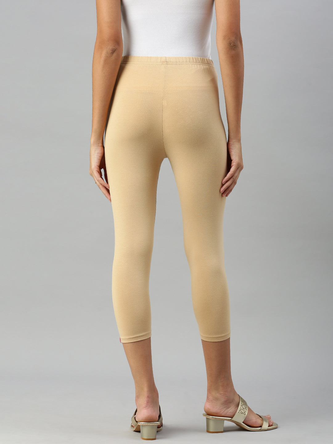 Getting Things Done Mid-Rise Capri Leggings (Taupe) · NanaMacs