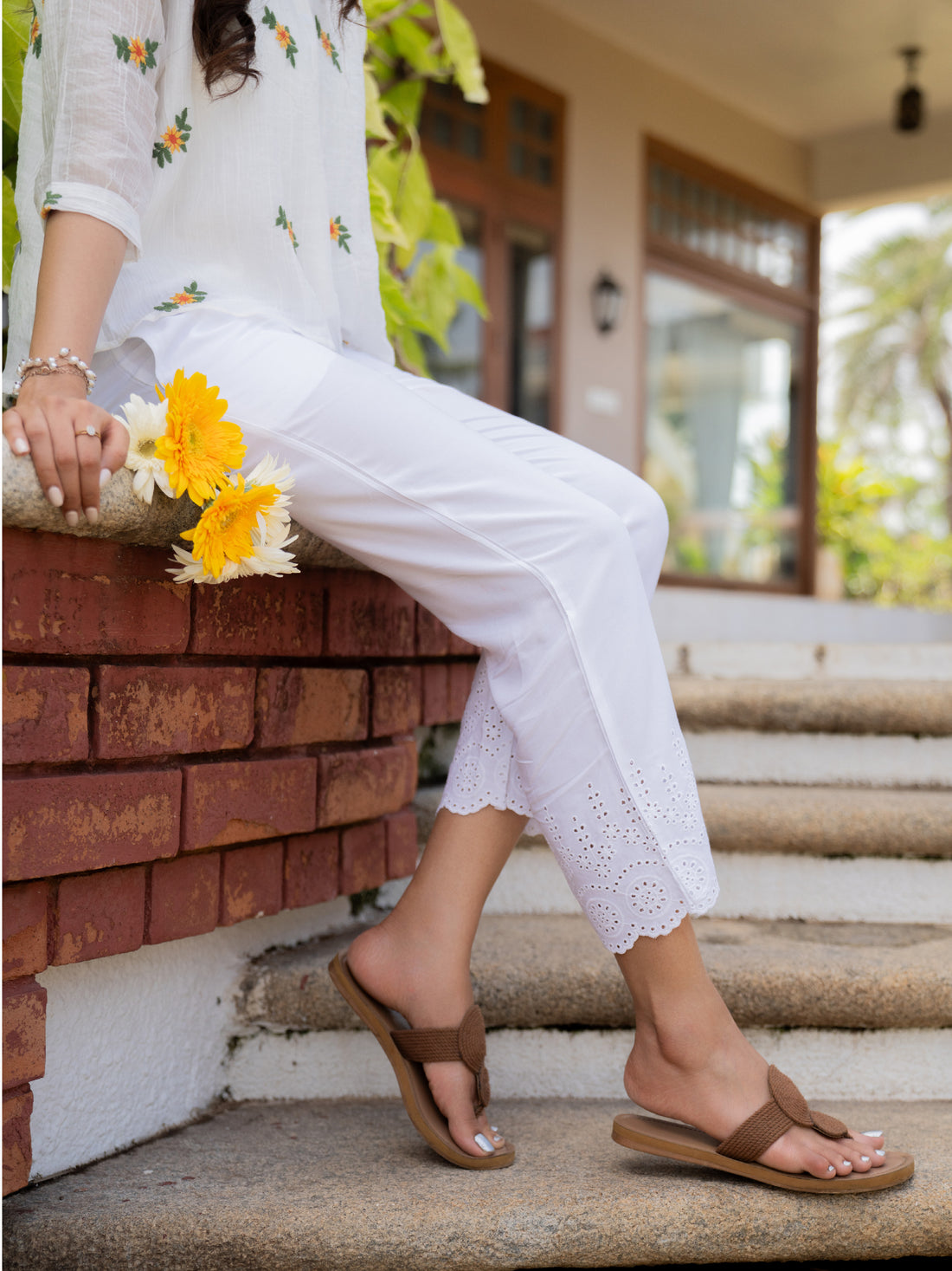 Schiffli Pant - Design 1