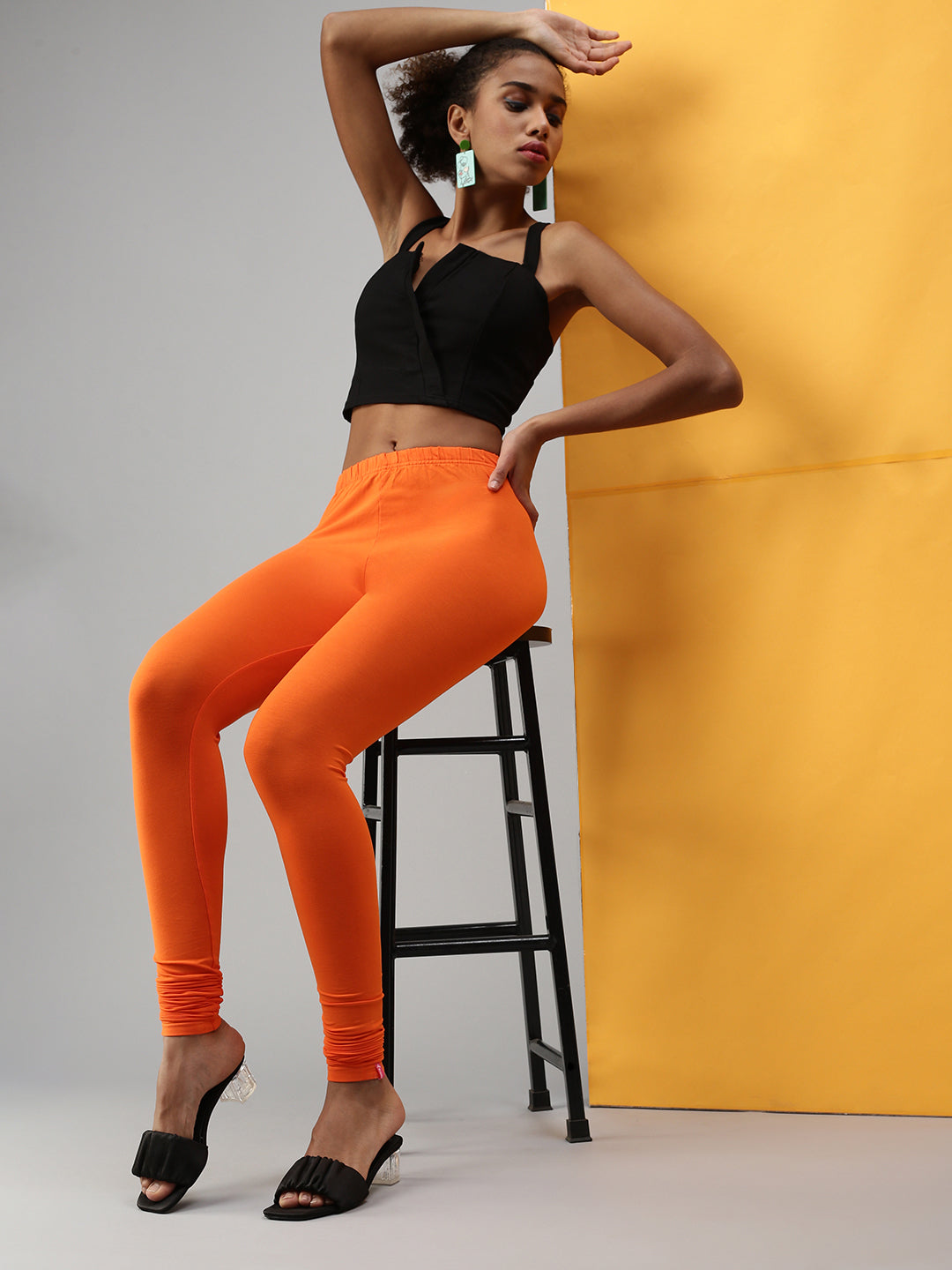 Prisma Black Leggings Capri - Sleek and Stylish Design