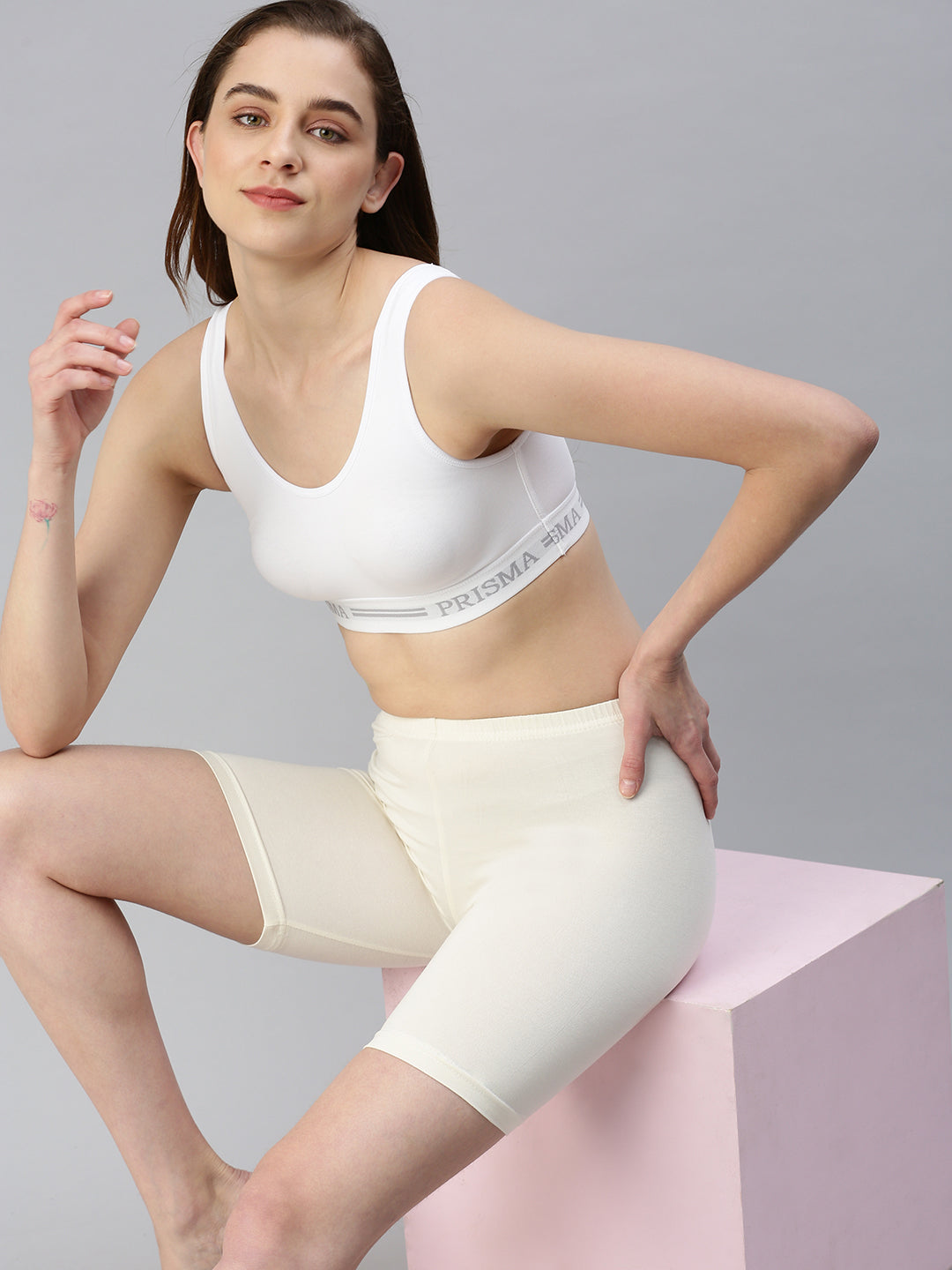 Prisma-Yoga_Shorts-Cream_View_1
