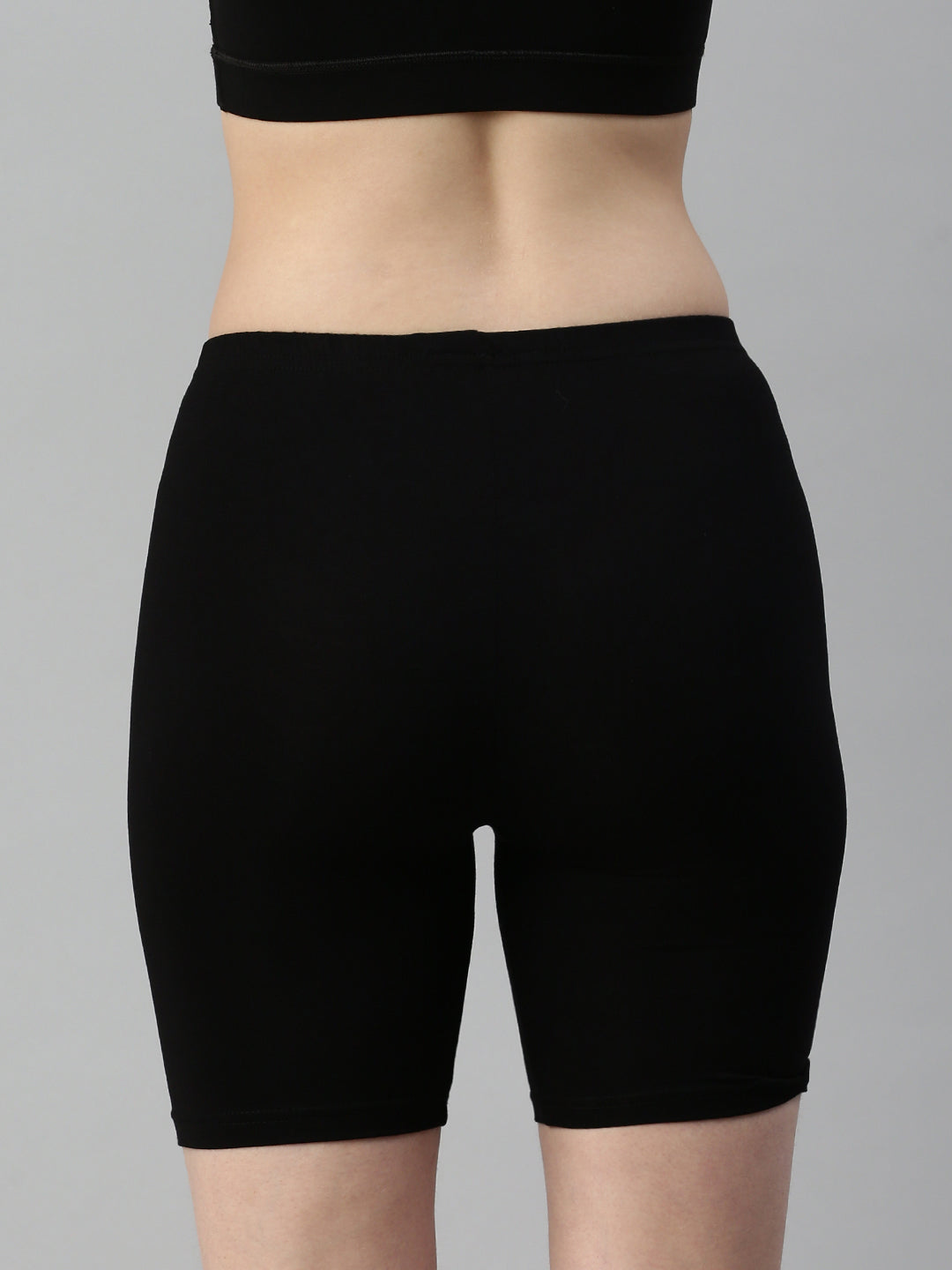 Prisma_Yoga Shorts-Black_Image_view4
